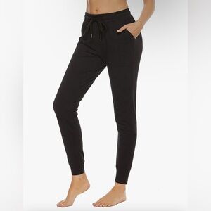 Stelle Black Slim Fit Joggers with Drawstring